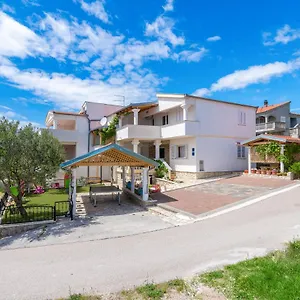 Haus Josipa Panzió
